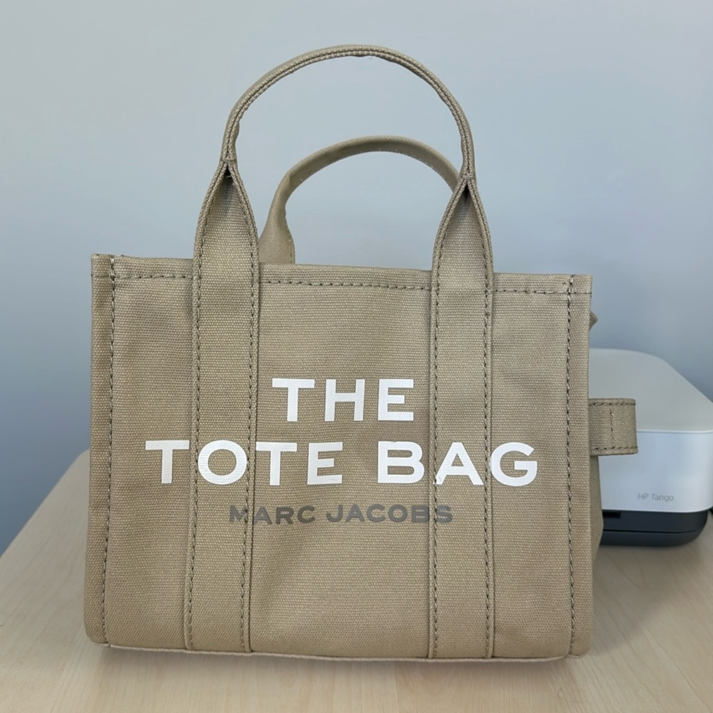 Marc Jacobs - The Canvas Small Tote Bag in Beige